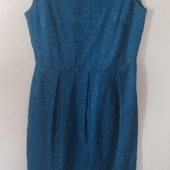 blue dress with a cute pattern - Picture 4 of 7